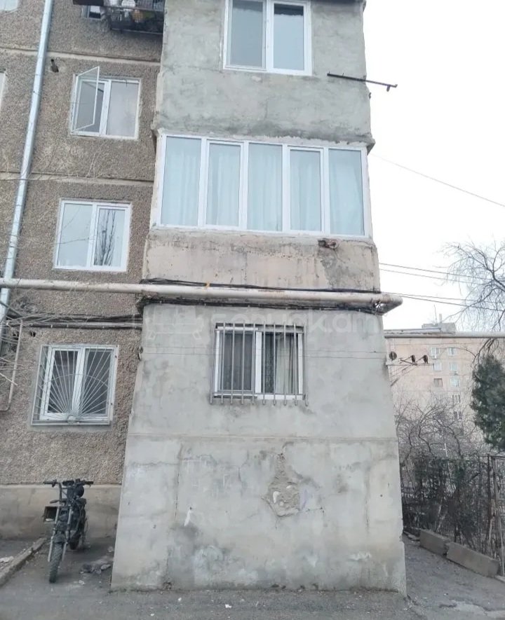 1 Սենյականոց Բնակարան, 37քմ, 2/5 հարկ, Կոսմետիկ Վերանորոգված