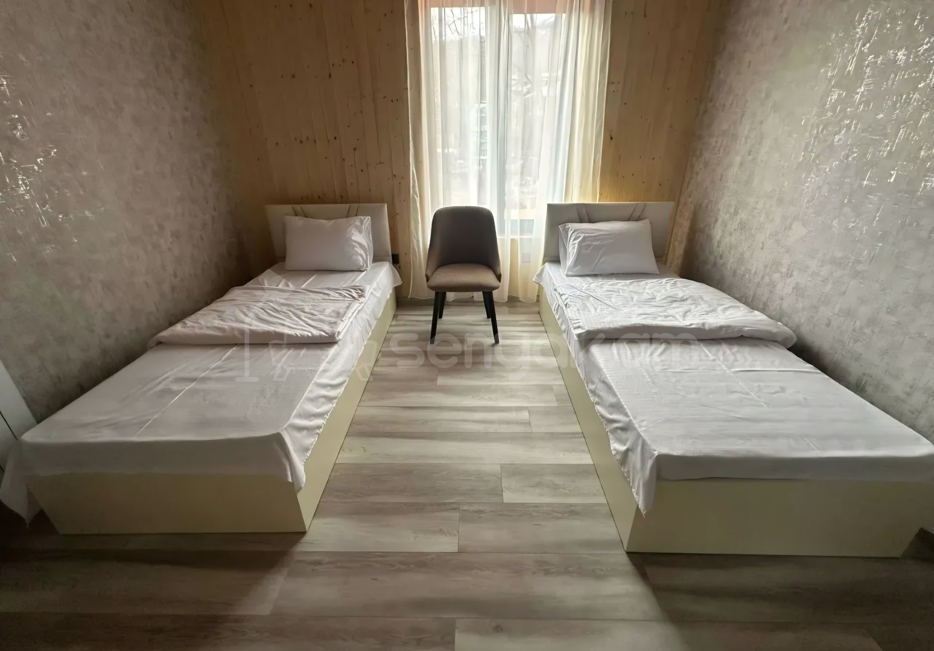 5 Սենյականոց Շքեղ Առանձնատուն, 300քմ, Լողավազանով