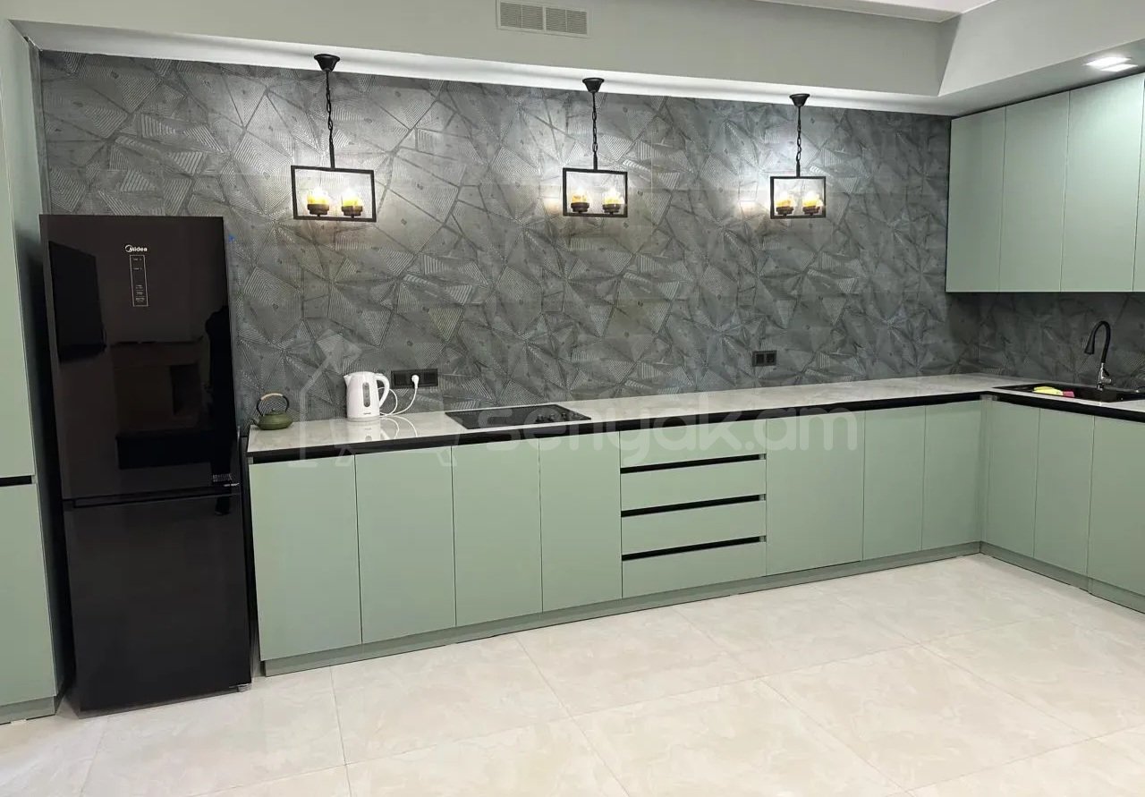 6 Սենյականոց Շքեղ Առանձնատուն, 800քմ, Լողավազանով