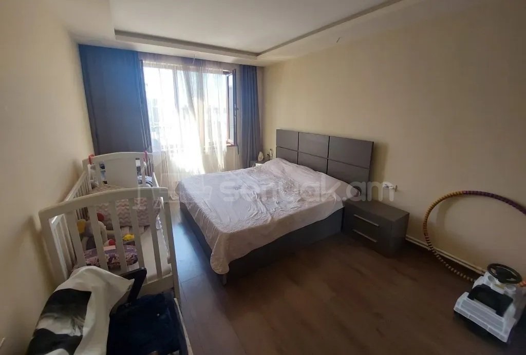 3 Սենյականոց Բնակարան, 61քմ, 5/5 հարկ, Կապիտալ Վերանորոգված