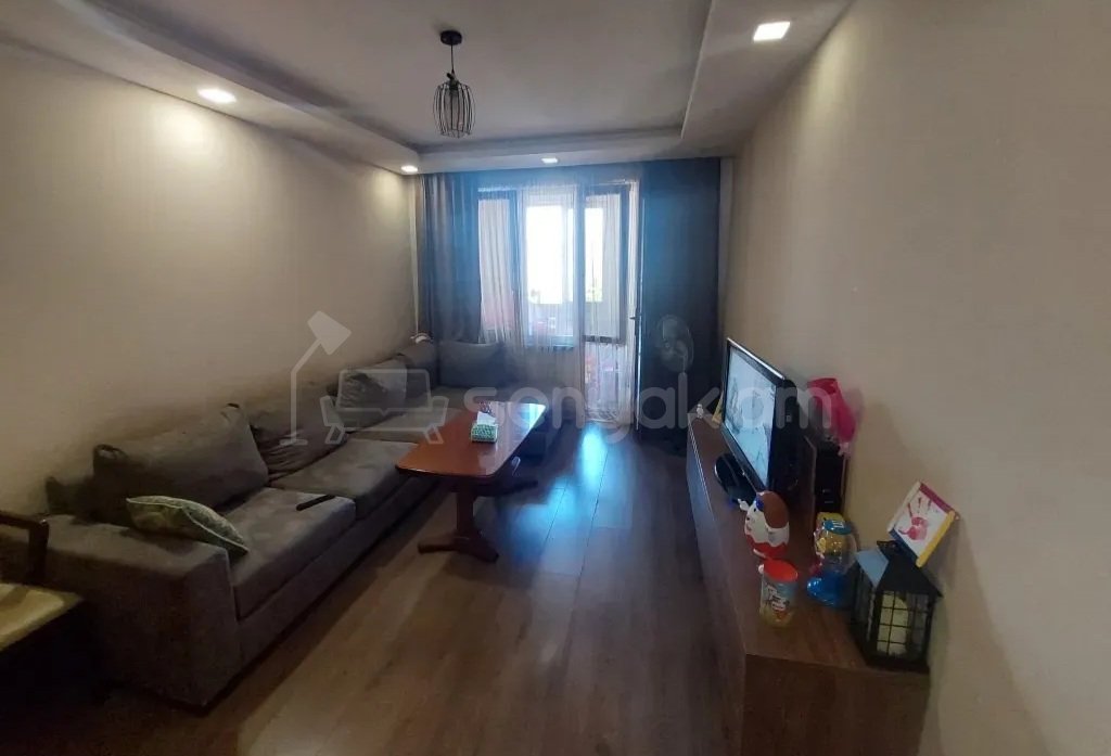 3 Սենյականոց Բնակարան, 61քմ, 5/5 հարկ, Կապիտալ Վերանորոգված