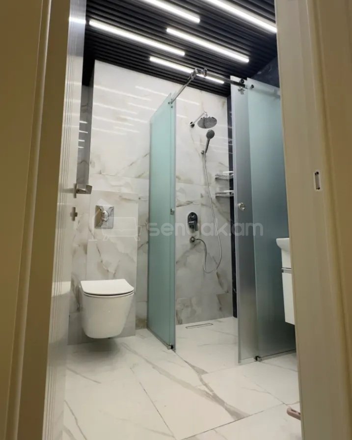 2 Սենյականոց Բնակարան Նորակառույց Քարե Շենքում, 76քմ, 10/15 հարկ, Դիզայներական Վերանորոգված