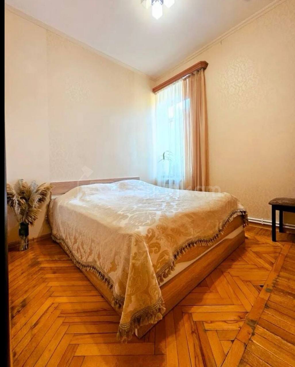 3 Սենյականոց Բնակարան Քարե Շենքում, 68քմ, 2/4 հարկ, Կապիտալ Վերանորոգված, Կահավորված