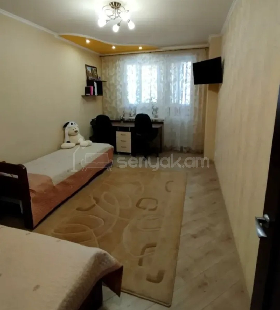 2 Սենյականոց Բնակարան Քարե Շենքում, 52քմ, 3/5 հարկ, Կապիտալ Վերանորոգված, Կահավորված, Արևկող