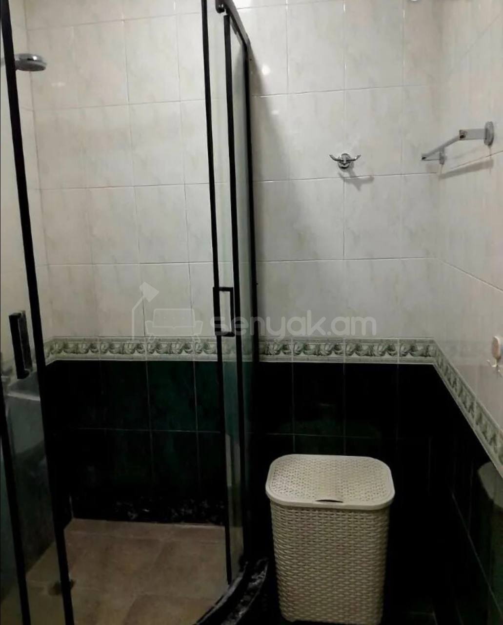 2 Սենյականոց Բնակարան Քարե Շենքում, 52քմ, 2/5 հարկ, Կապիտալ Վերանորոգված, Կահավորված