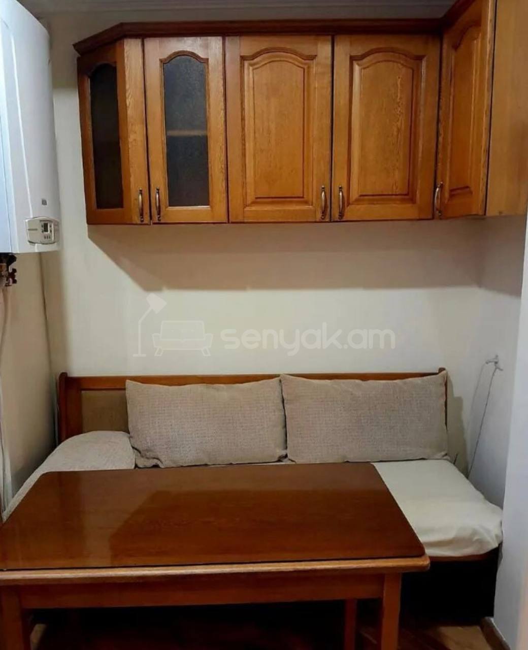 2 Սենյականոց Բնակարան Քարե Շենքում, 52քմ, 2/5 հարկ, Կապիտալ Վերանորոգված, Կահավորված