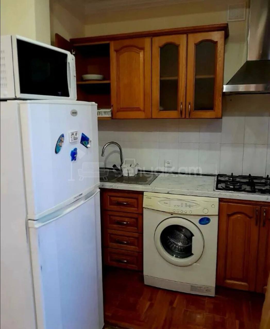 2 Սենյականոց Բնակարան Քարե Շենքում, 52քմ, 2/5 հարկ, Կապիտալ Վերանորոգված, Կահավորված