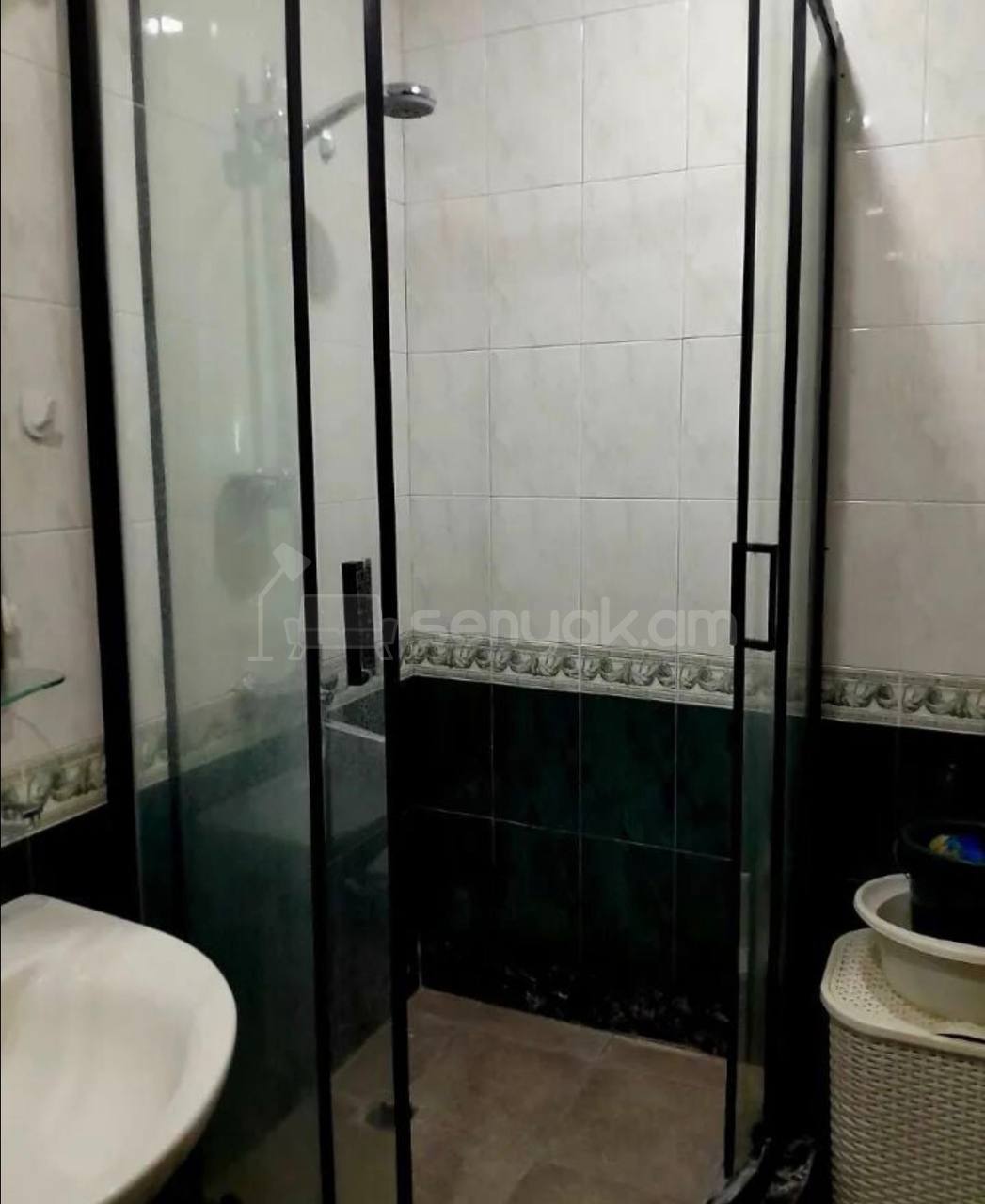 2 Սենյականոց Բնակարան Քարե Շենքում, 52քմ, 2/5 հարկ, Կապիտալ Վերանորոգված, Կահավորված