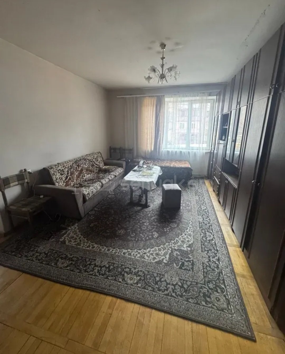 2 Սենյականոց Բնակարան Քարե Շենքում, 45քմ, 3/5 հարկ, Նորմալ Վիճակում, Կահավորված, Արևկող