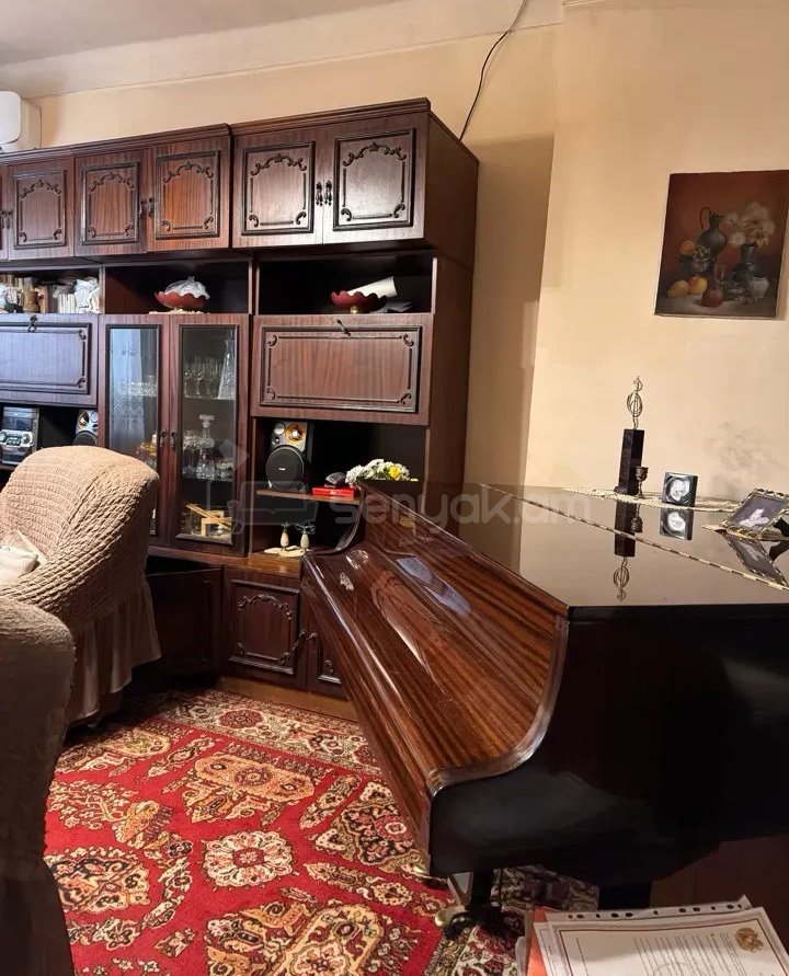 3 Սենյականոց Սեփական Տուն, 130քմ, Նորմալ Վիճակում, Ավտոտնակով