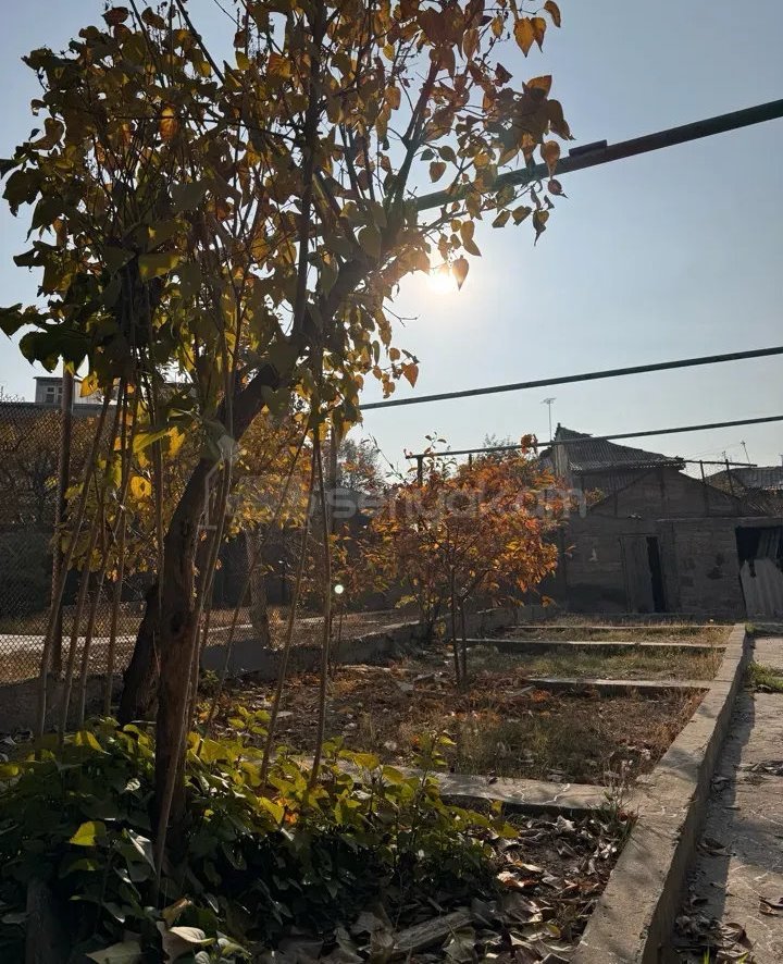 3 Սենյականոց Սեփական Տուն, 130քմ, Նորմալ Վիճակում, Ավտոտնակով