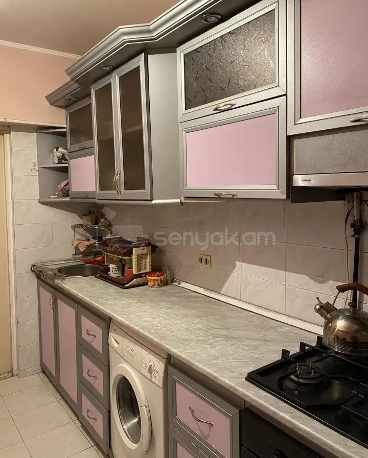 3 Սենյականոց Բնակարան Քարե Շենքում, 64քմ, 15/15 հարկ, Կապիտալ Վերանորոգված, Կահավորված