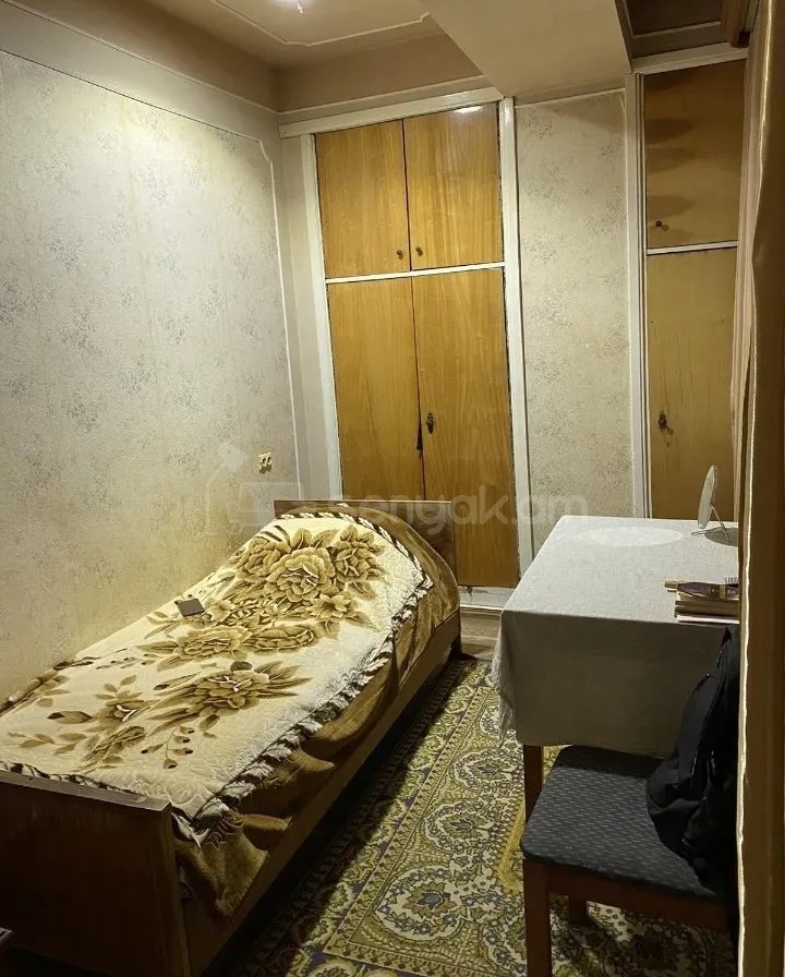 3 Սենյականոց Բնակարան Քարե Շենքում, 64քմ, 15/15 հարկ, Կապիտալ Վերանորոգված, Կահավորված