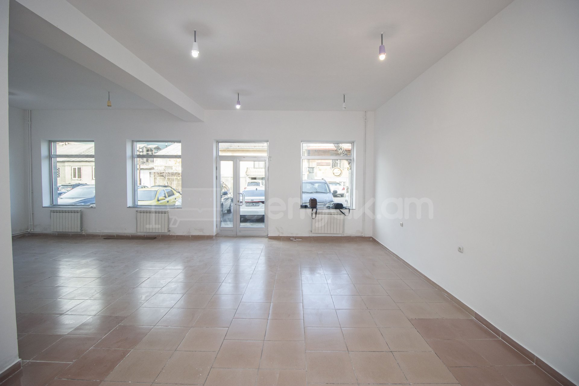 Նորակառույց Օֆիսային Տարածք, 80քմ