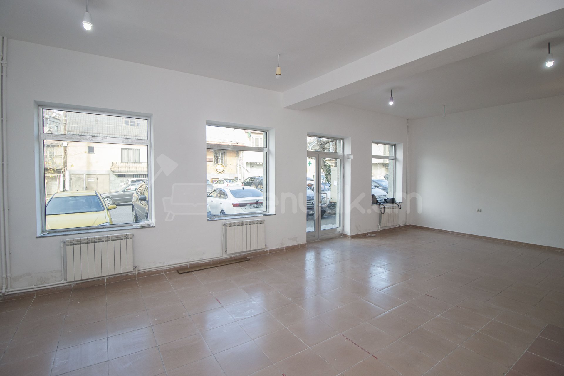 Նորակառույց Օֆիսային Տարածք, 80քմ