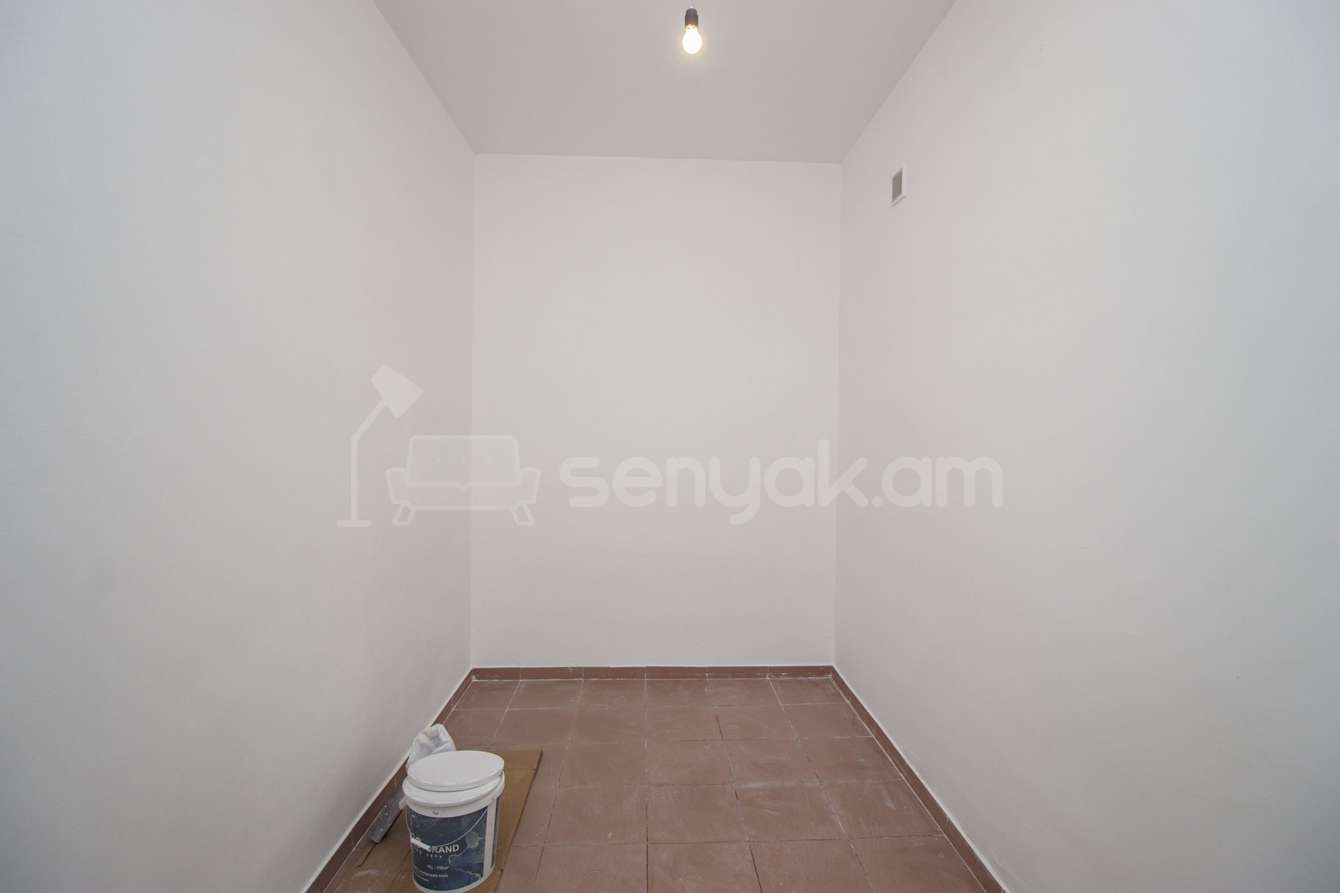 Նորակառույց Օֆիսային Տարածք, 80քմ