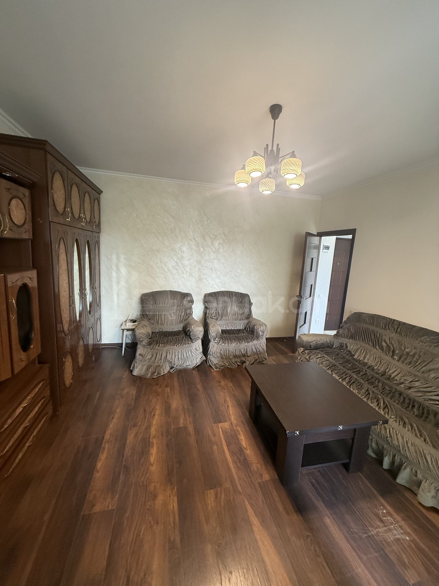 2 Սենյականոց Բնակարան Քարե Շենքում, 43քմ, 3/5 հարկ, Կապիտալ Վերանորոգված, Կահավորված, Արևկող