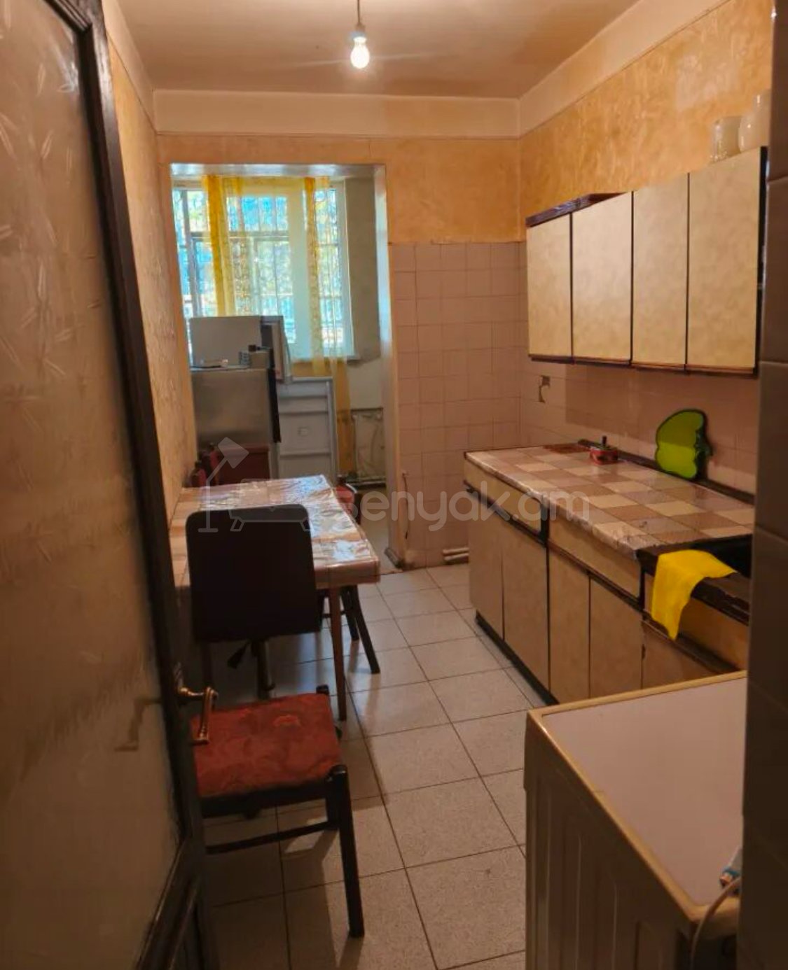 3 Սենյականոց Բնակարան, 79քմ, 1/9 հարկ, Պետական Վիճակում