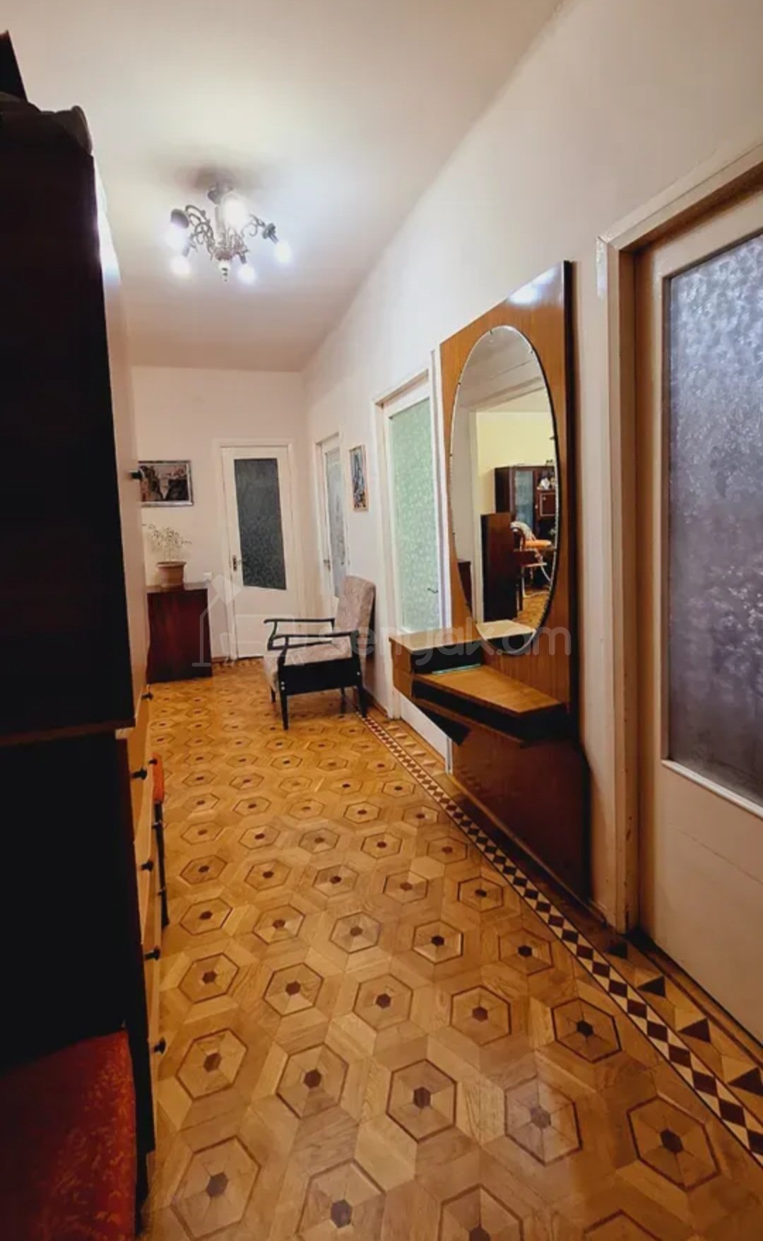 4 Սենյականոց Բնակարան, 85քմ, 8/9 հարկ, Նորմալ Վիճակում