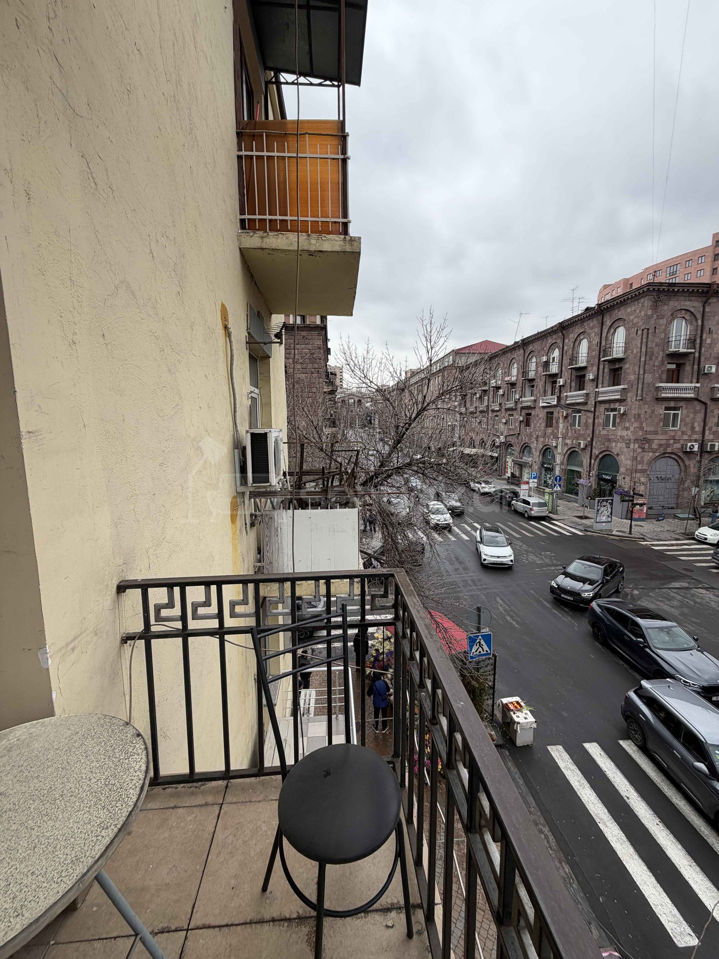 2 Սենյականոց Բնակարան Քարե Շենքում, 46քմ, 3/4 հարկ, Կապիտալ Վերանորոգված