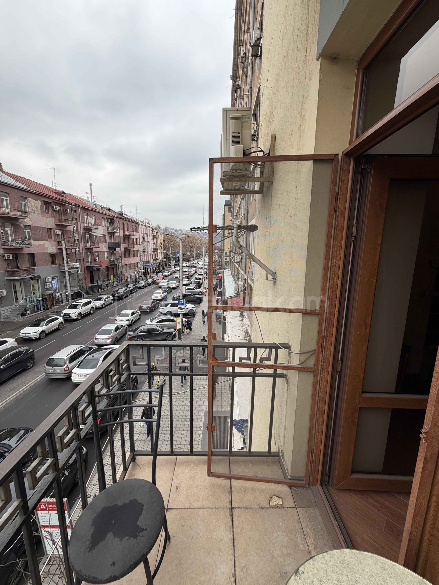 2 Սենյականոց Բնակարան Քարե Շենքում, 46քմ, 3/4 հարկ, Կապիտալ Վերանորոգված