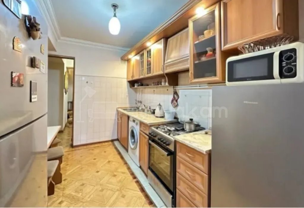 3 Սենյականոց Բնակարան, 81քմ, 2/14 հարկ, Կապիտալ Վերանորոգված