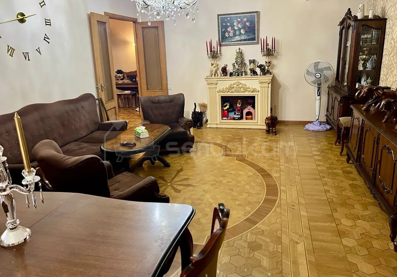 3 Սենյականոց Բնակարան, 81քմ, 2/14 հարկ, Կապիտալ Վերանորոգված