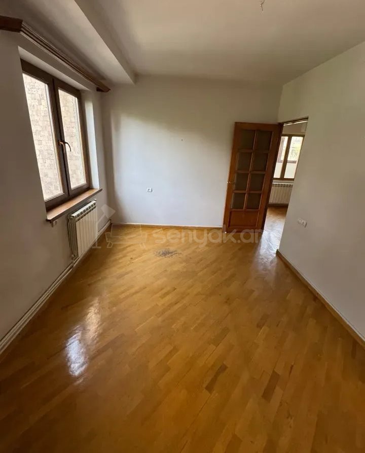 3 Սենյականոց Բնակարան, 76քմ, 3/12 հարկ, Կապիտալ Վերանորոգված