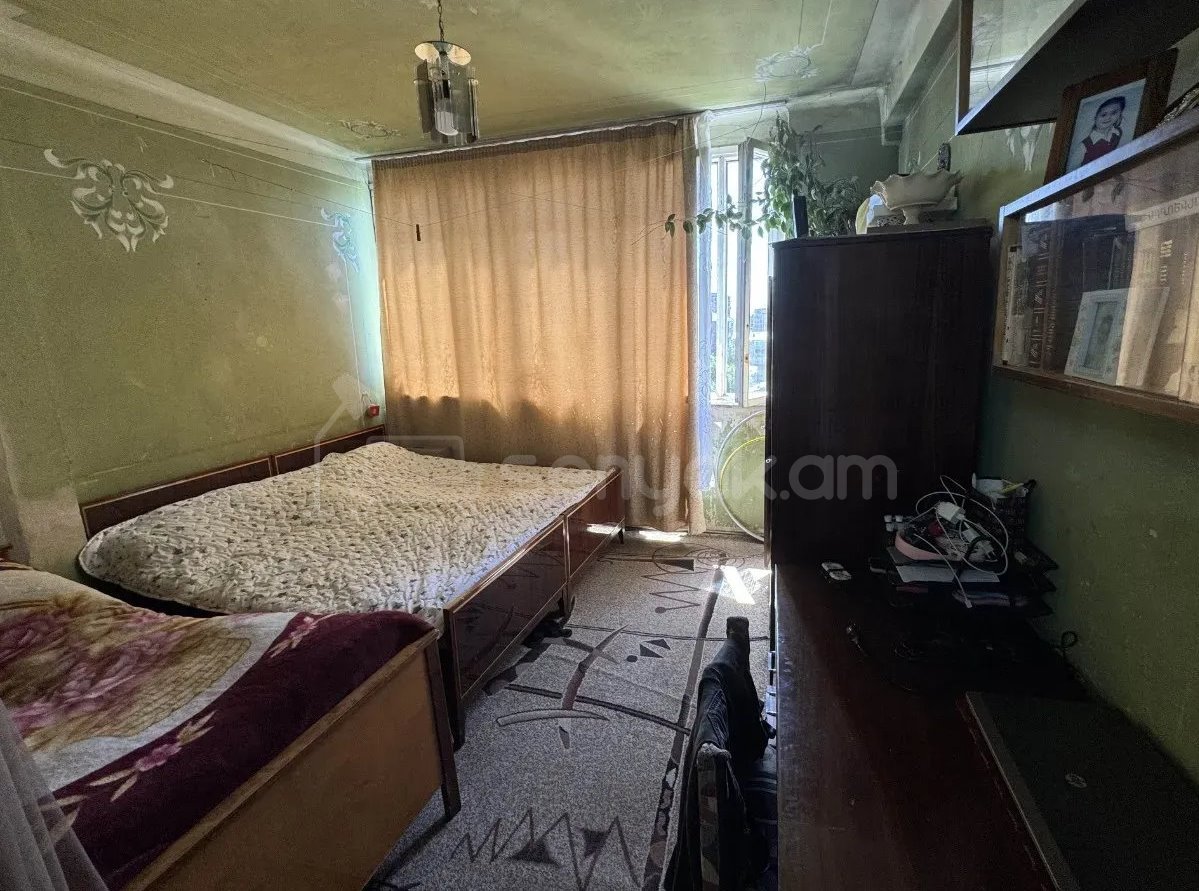 2 Սենյականոց Բնակարան, 77քմ, 8/8 հարկ, Նորմալ Վիճակում