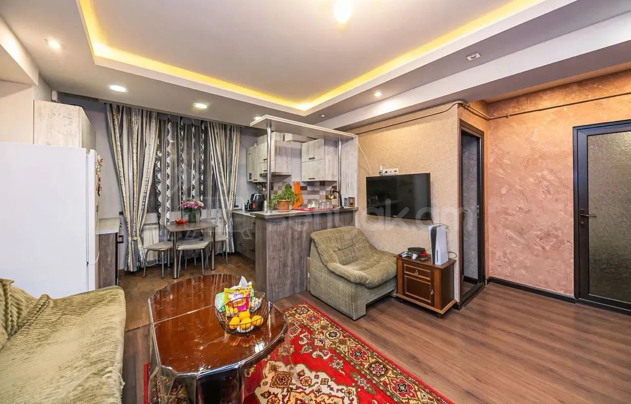 2 Սենյականոց Բնակարան, 43քմ, 7/9 հարկ, Կապիտալ Վերանորոգված