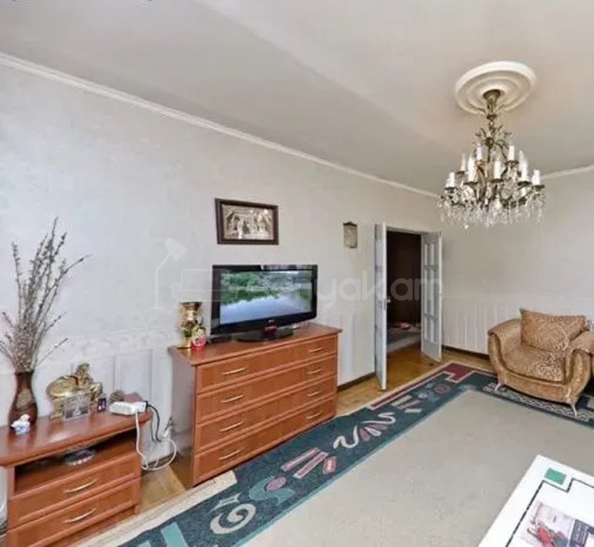 3 Սենյականոց Բնակարան, 82քմ, 9/14 հարկ, Կոսմետիկ Վերանորոգված