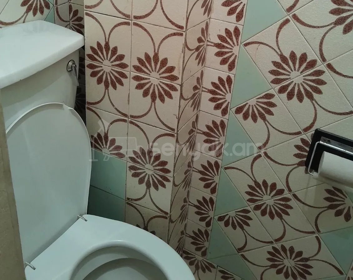 2 Սենյականոց Բնակարան, 62քմ, 8/9 հարկ, Նորմալ Վիճակում