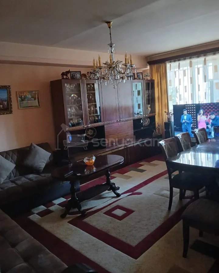 3 Սենյականոց Բնակարան, 84քմ, 1/14 հարկ, Կոսմետիկ Վերանորոգված