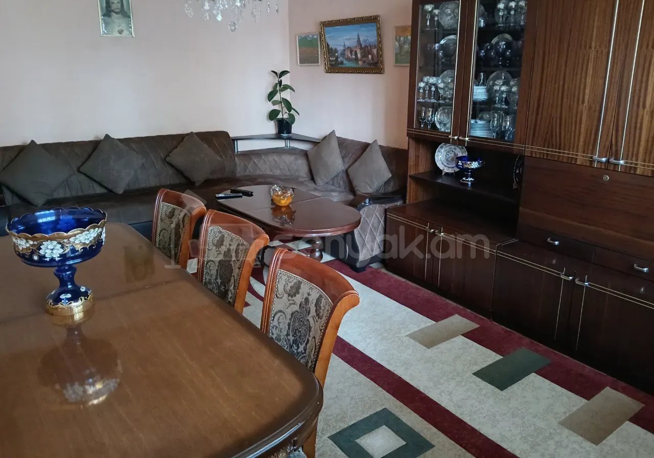 3 Սենյականոց Բնակարան, 84քմ, 1/14 հարկ, Կոսմետիկ Վերանորոգված