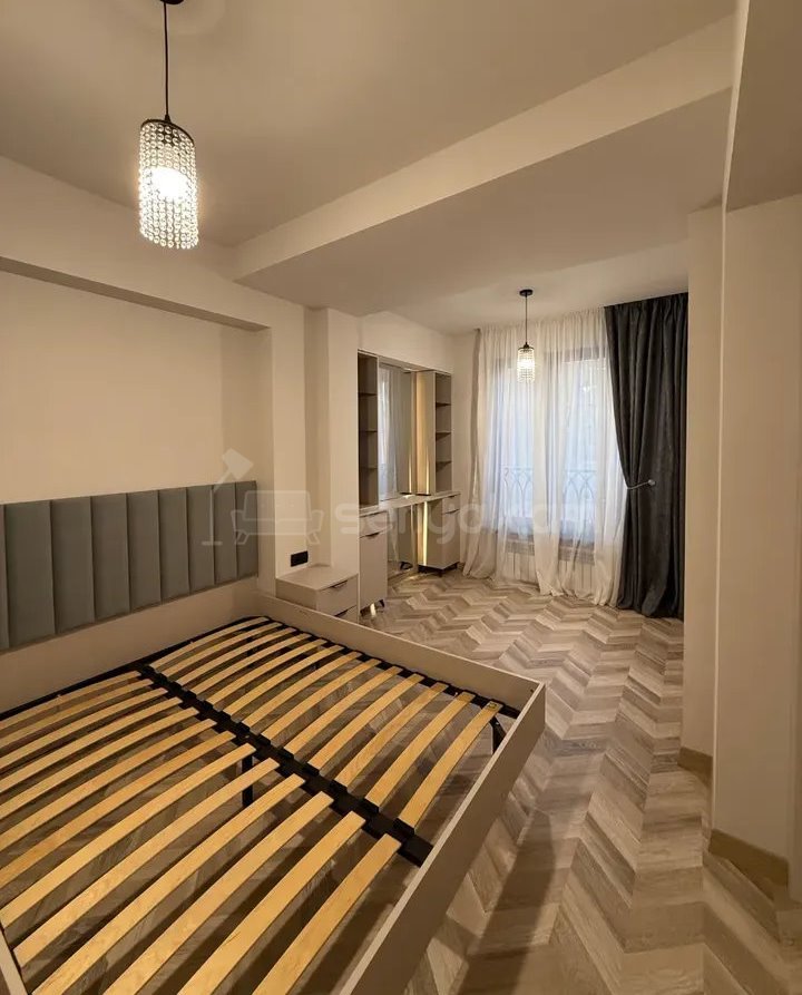 2 Սենյականոց Բնակարան, 42քմ, 3/8 հարկ, Դիզայներական Վերանորոգված