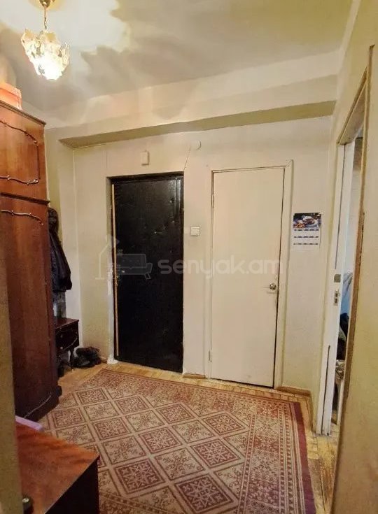 2 Սենյականոց Բնակարան, 40քմ, 5/9 հարկ, Նորմալ Վիճակում