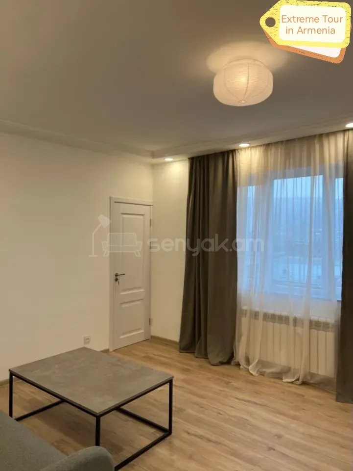 2 Սենյականոց Բնակարան, 50քմ, 10/10 հարկ, Դիզայներական Վերանորոգված, Կահավորված, Արևկող