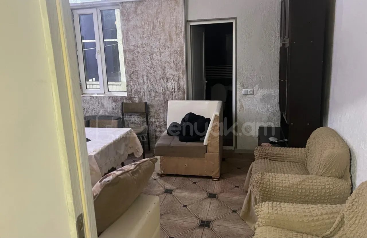 2 Սենյականոց Բնակարան Քարե Շենքում, 58քմ, 1/1 հարկ, Կապիտալ Վերանորոգված, Կահավորված