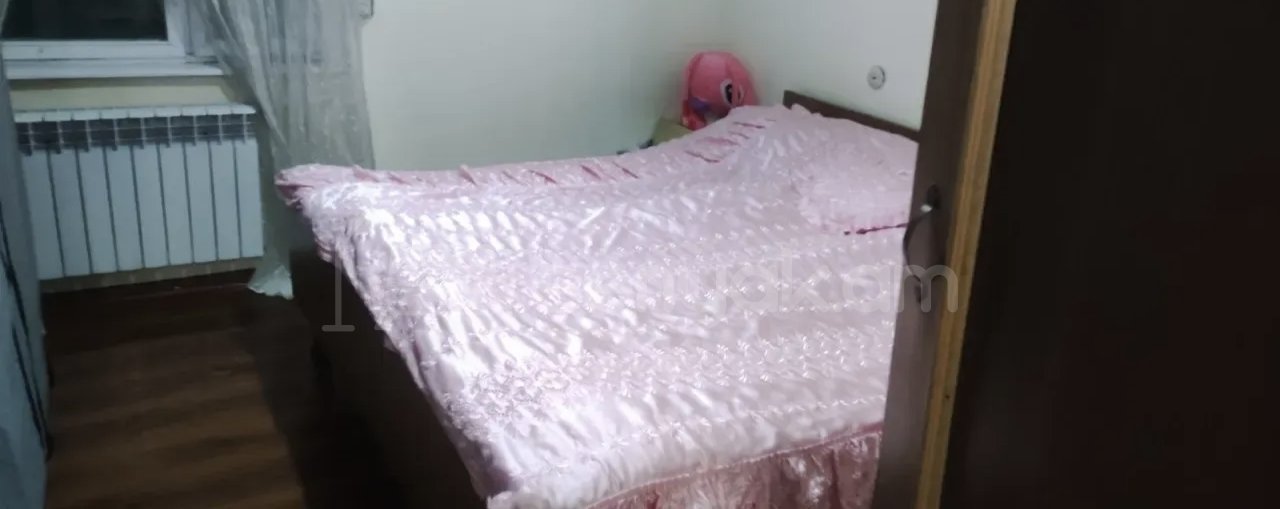 3 Սենյականոց Բնակարան Քարե Շենքում, 48քմ, 2/2 հարկ, Կապիտալ Վերանորոգված, Կահավորված