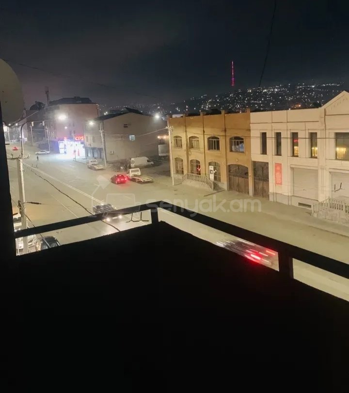 2 Սենյականոց Բնակարան Քարե Շենքում, 58քմ, 1/4 հարկ, Կապիտալ Վերանորոգված, Կահավորված