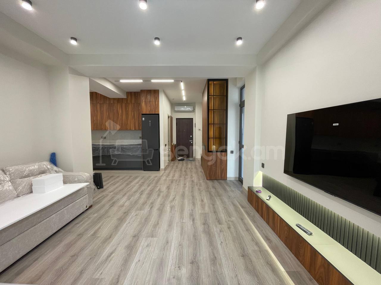 2 Սենյականոց Բնակարան Նորակառույցում, 75քմ, 13/18 հարկ, Դիզայներական Վերանորոգված