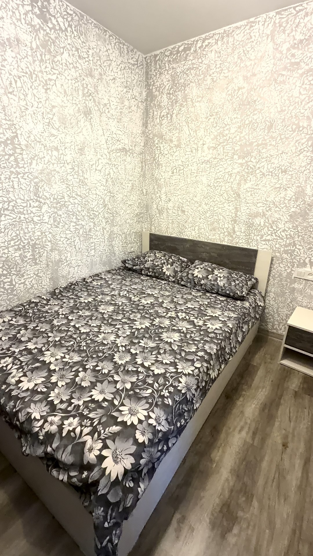 2 Սենյականոց Բնակարան, 36քմ, 5/5 հարկ, Դիզայներական Վերանորոգված