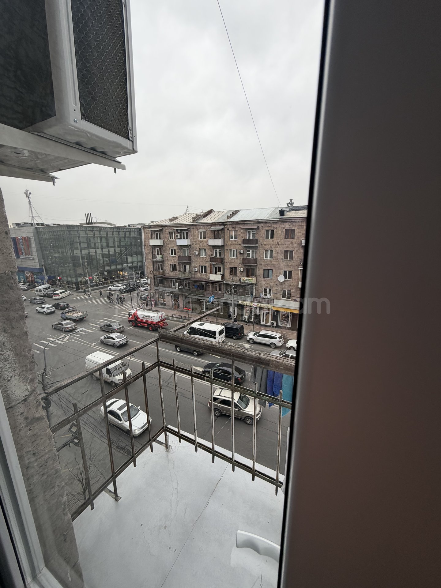 2 Սենյականոց Բնակարան, 36քմ, 5/5 հարկ, Դիզայներական Վերանորոգված