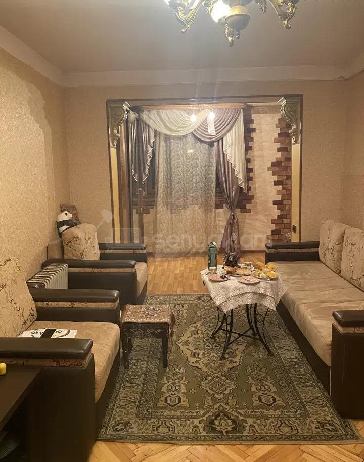 1 Սենյականոց Բնակարան, 38քմ, 3/5 հարկ, Կապիտալ Վերանորոգված