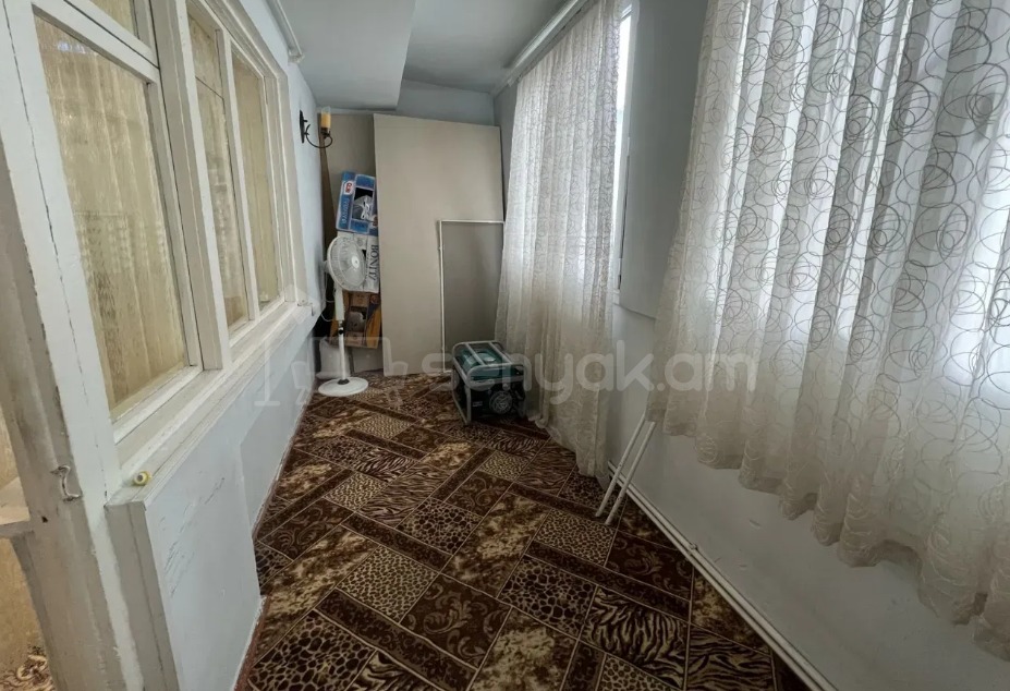 2 Սենյականոց Բնակարան, 80քմ, 2/13 հարկ, Կապիտալ Վերանորոգված