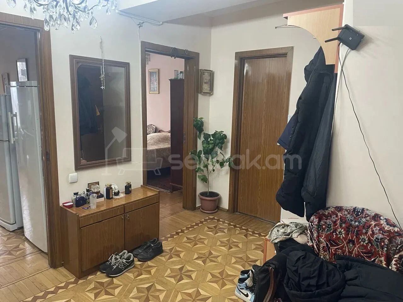 3 Սենյականոց Բնակարան, 82քմ, 9/14 հարկ, Նորմալ Վիճակում