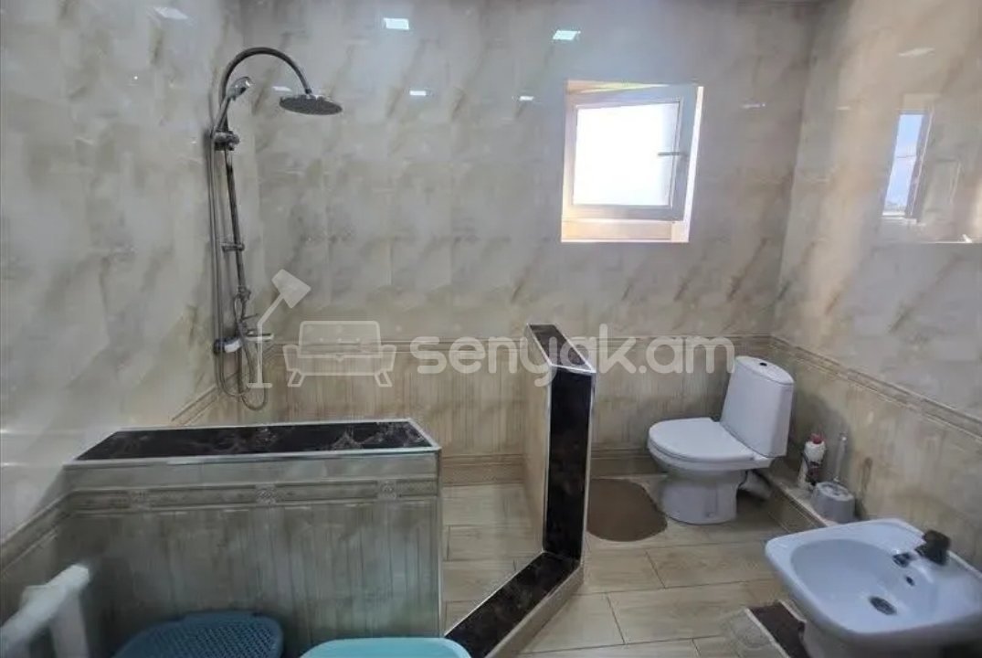 4 Սենյականոց Սեփական Տուն, 157քմ, Կապիտալ Վերանորոգված, Ավտոտնակով