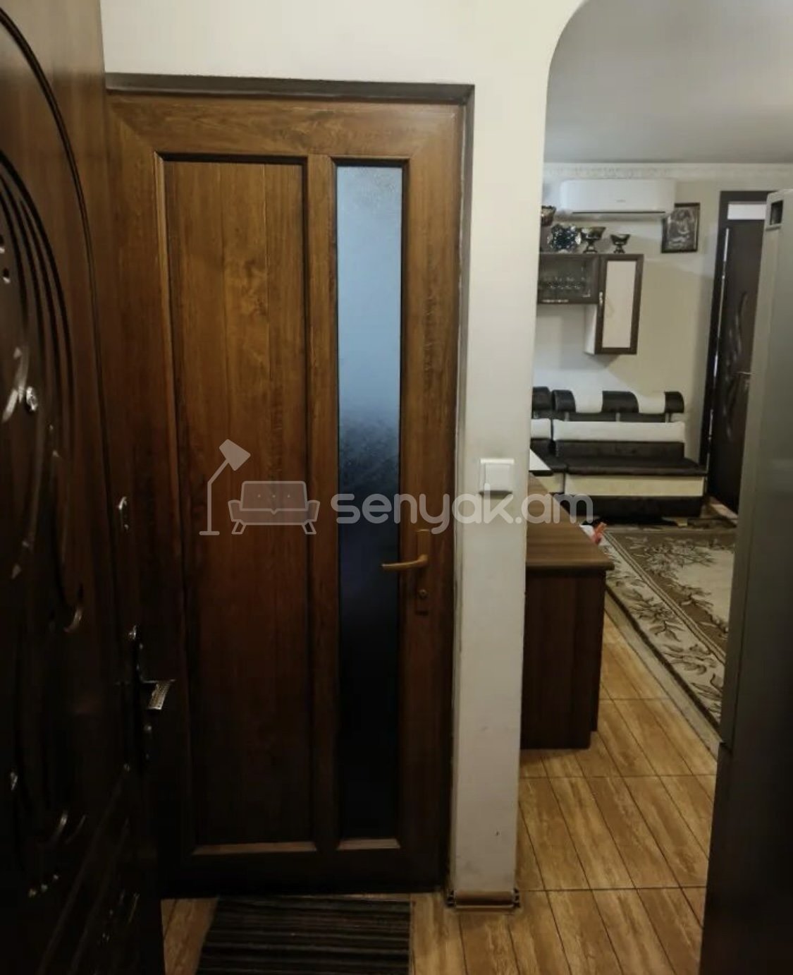 3 Սենյականոց Բնակարան, 43քմ, 2/4 հարկ, Նորմալ Վիճակում