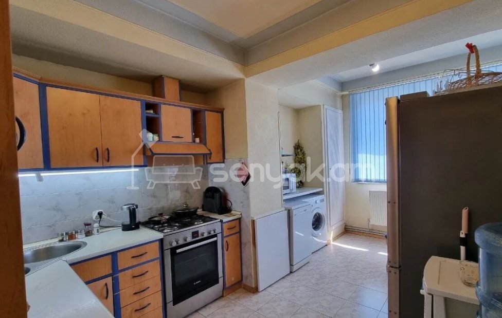 4 Սենյականոց Բնակարան, 96քմ, 8/9 հարկ, Կապիտալ Վերանորոգված