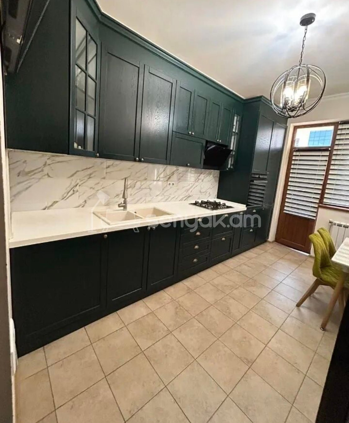 4 Սենյականոց Բնակարան, 118քմ, 2/14 հարկ, Կապիտալ Վերանորոգված